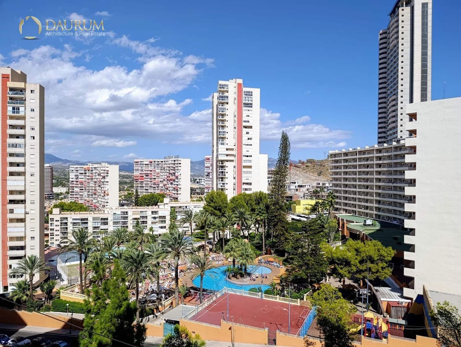 2 soveværelse Lejlighed til salg i Benidorm med swimmingpool garage - € 225.000 (Ref: 9415746)