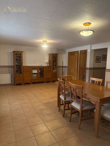 5 soverom Villa til salgs i Novelda med svømmebasseng garasje - € 425 000 (Ref: 9419482)