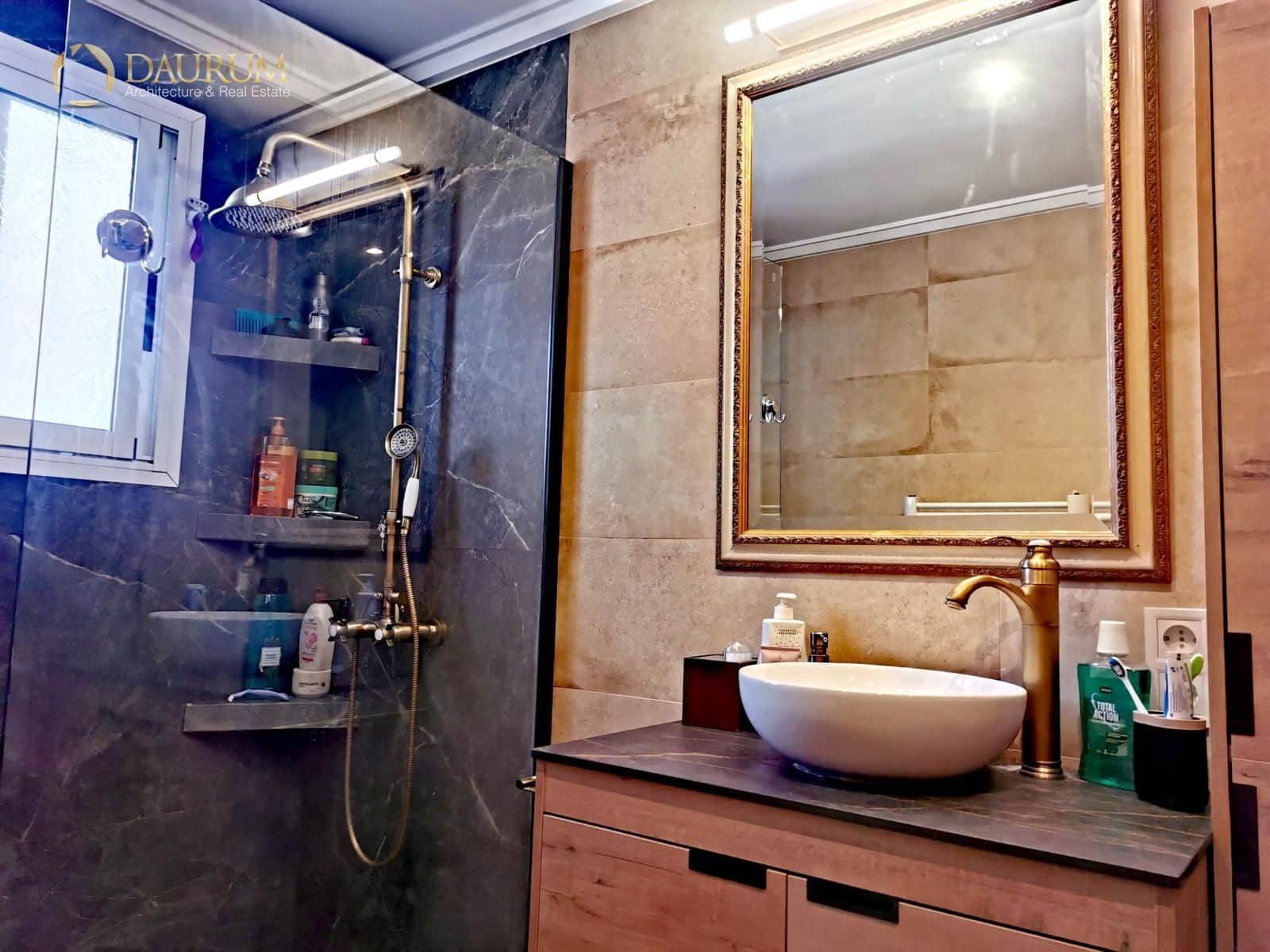 5 bedroom Villa for sale in Novelda with pool garage - € 425,000 (Ref: 9419482)