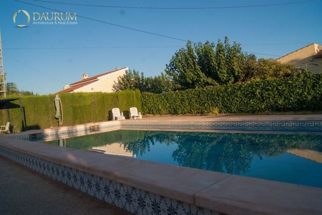 5 bedroom Villa for sale in Novelda with pool garage - € 425,000 (Ref: 9419482)