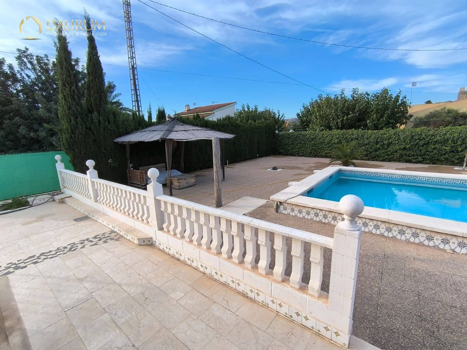 5 bedroom Villa for sale in Novelda with pool garage - € 425,000 (Ref: 9419482)