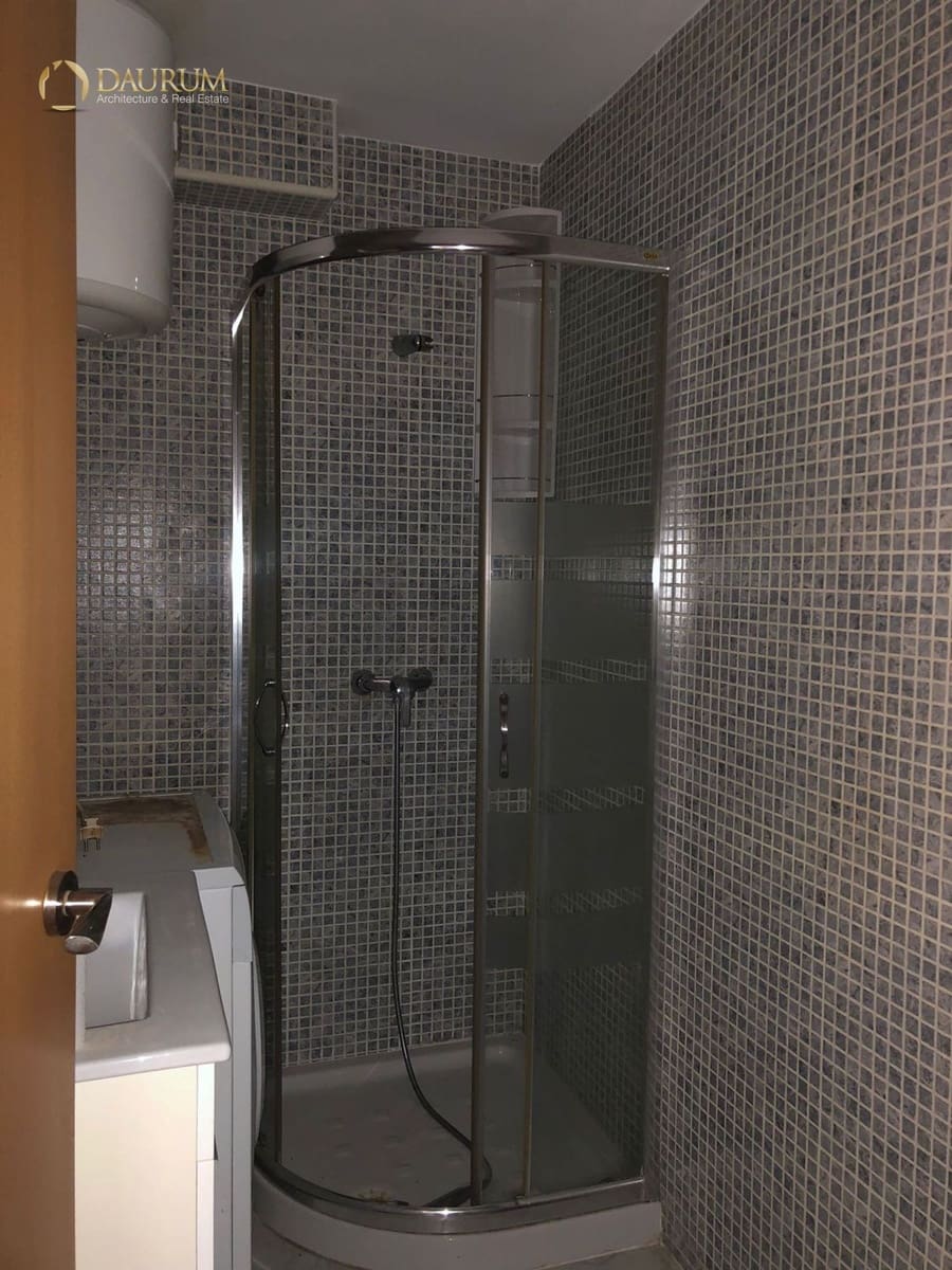 1 soverom Leilighet til salgs i Benidorm med svømmebasseng garasje - € 180 000 (Ref: 9419484)