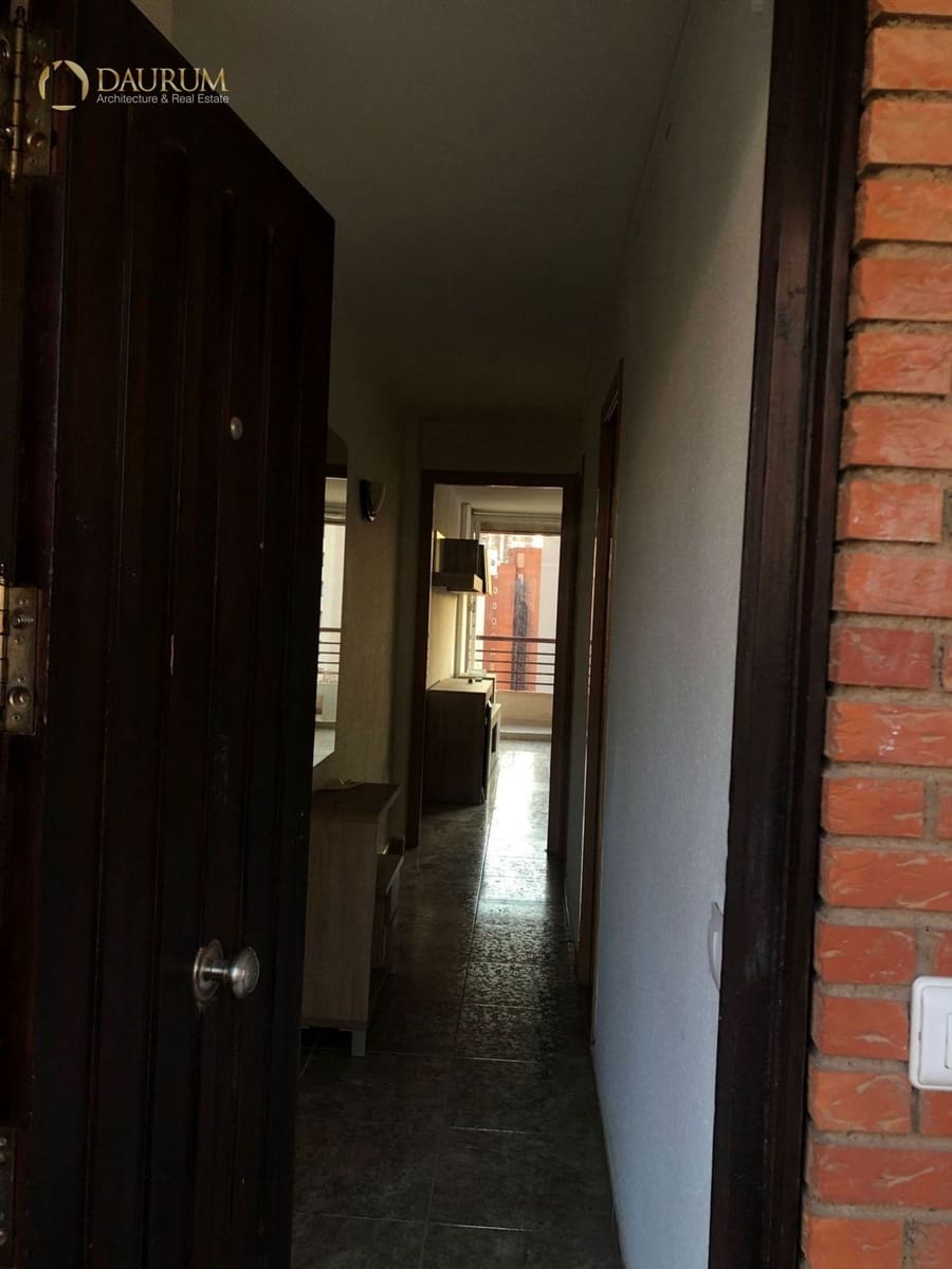 1 soverom Leilighet til salgs i Benidorm med svømmebasseng garasje - € 180 000 (Ref: 9419484)