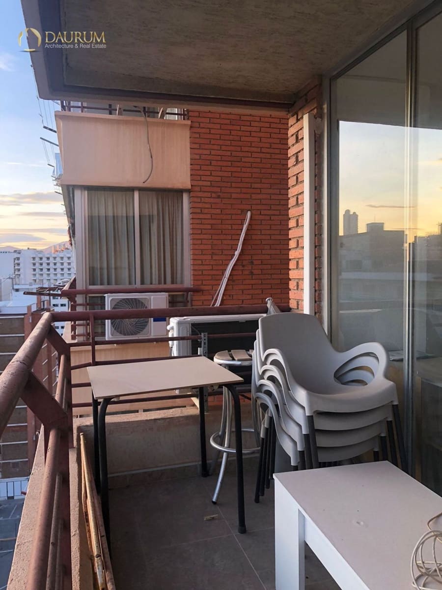 1 soverom Leilighet til salgs i Benidorm med svømmebasseng garasje - € 180 000 (Ref: 9419484)