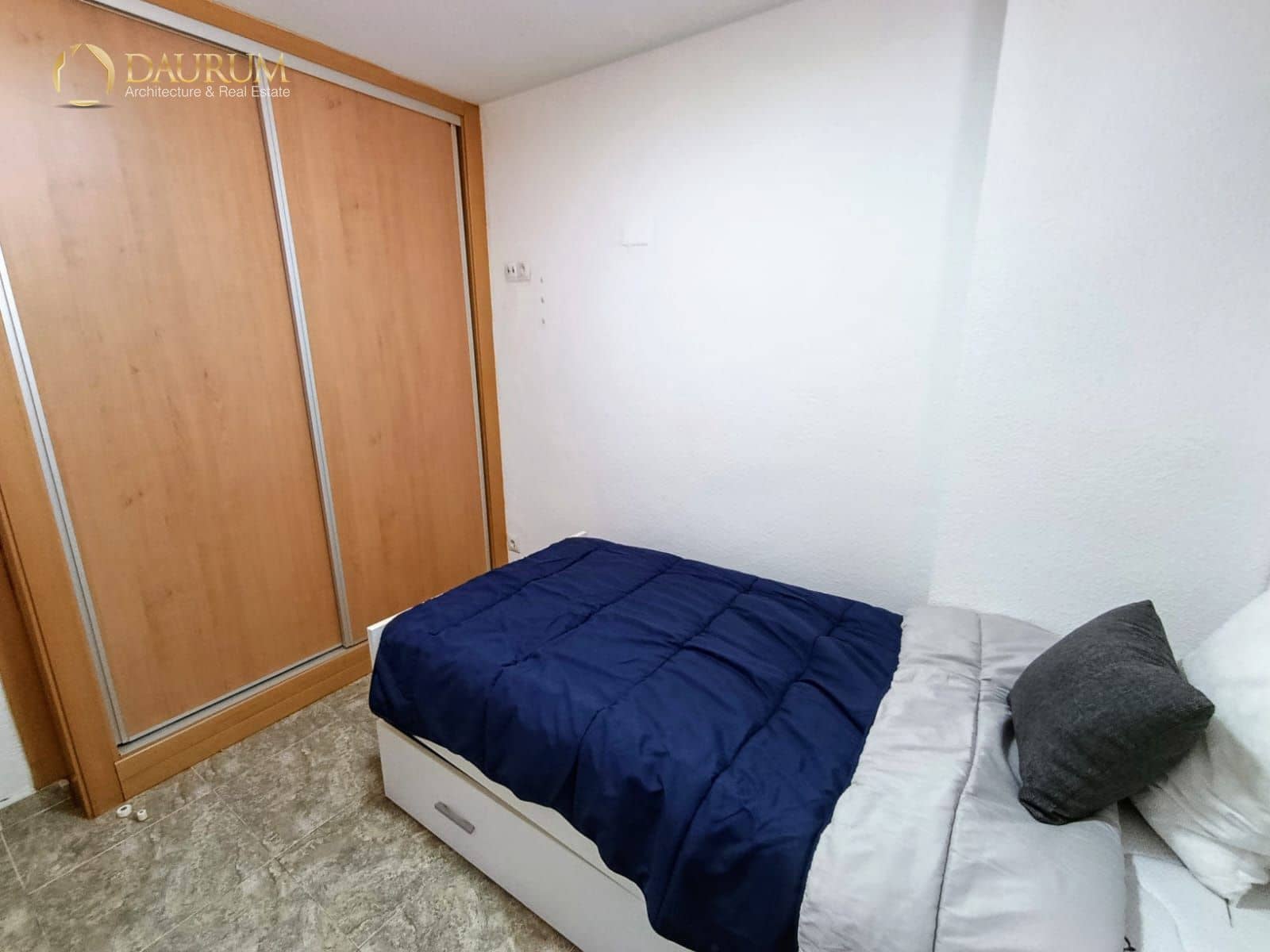 1 soverom Leilighet til salgs i Benidorm med svømmebasseng garasje - € 180 000 (Ref: 9419484)