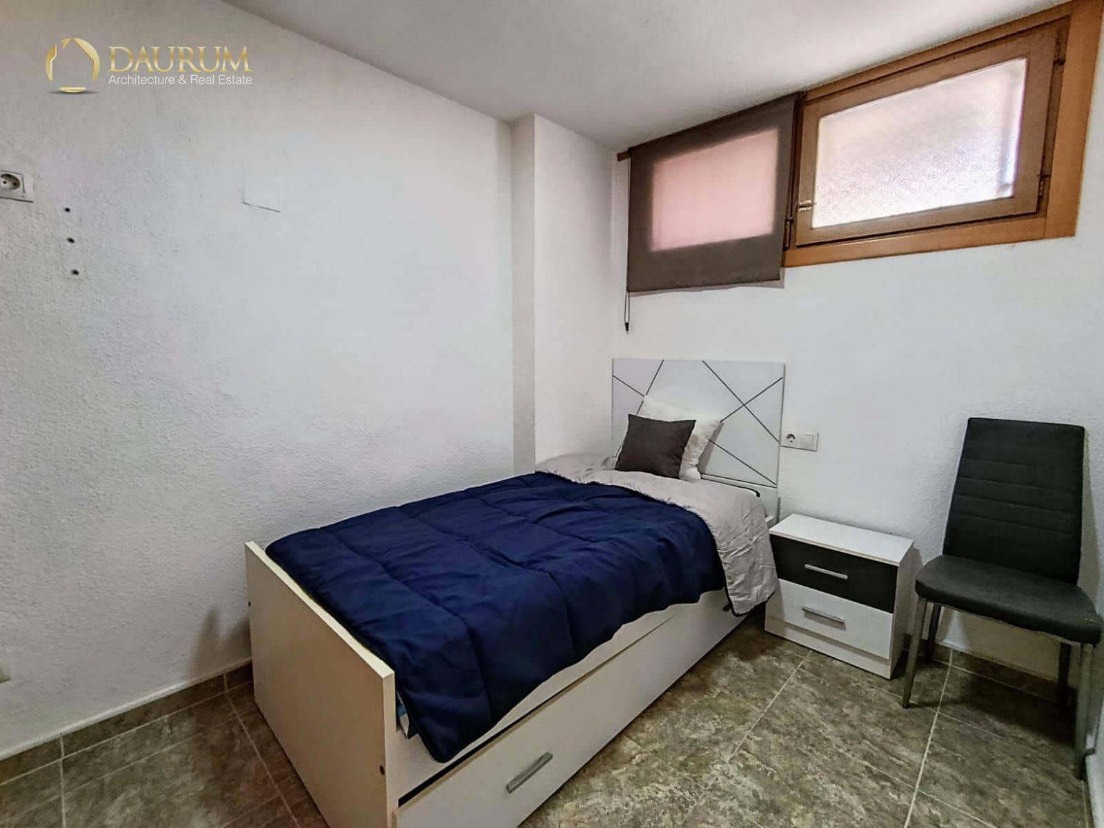 1 soverom Leilighet til salgs i Benidorm med svømmebasseng garasje - € 180 000 (Ref: 9419484)