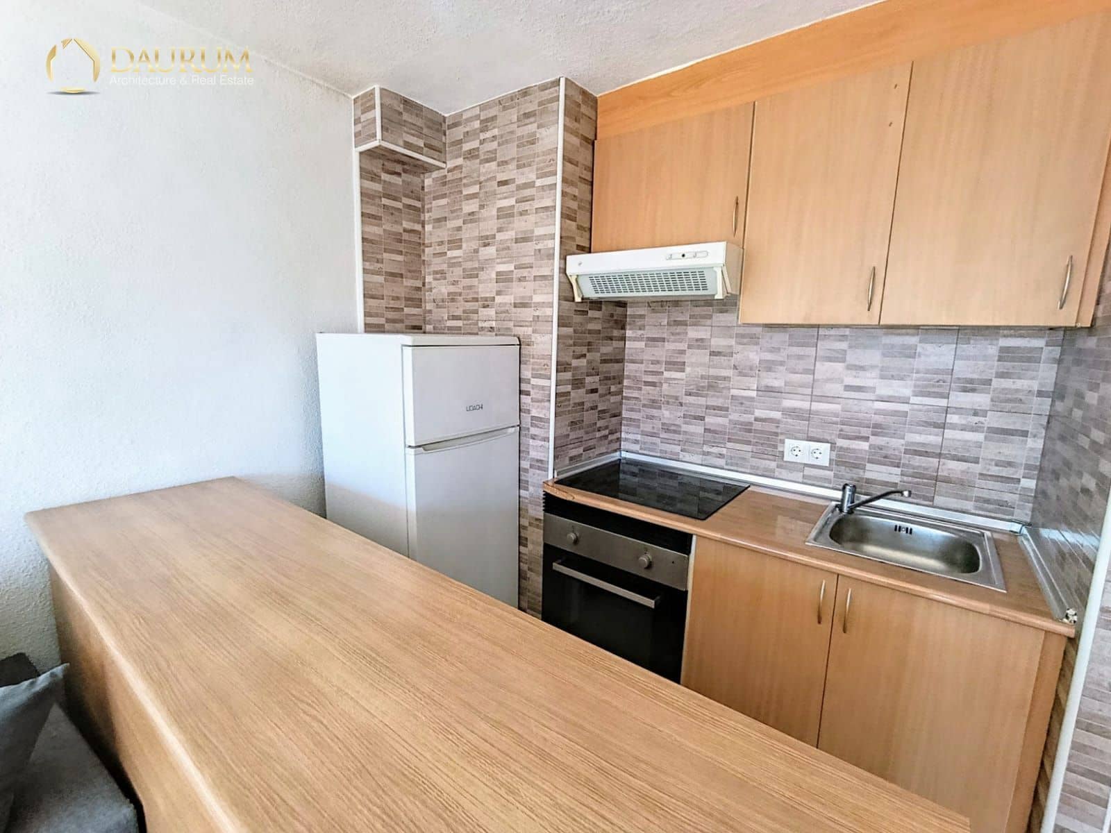 1 sovrum Lägenhet till salu i Benidorm med pool garage - 180 000 € (Ref: 9419484)