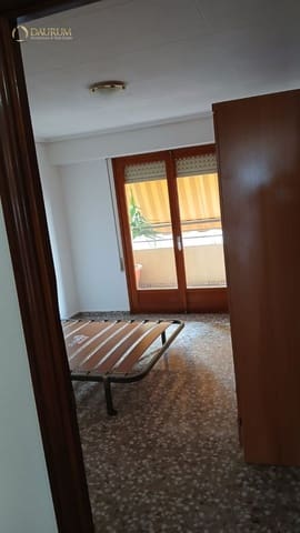 3 bedroom Flat for sale in San Vicente / Sant Vicent del Raspeig - € 180,000 (Ref: 9420653)