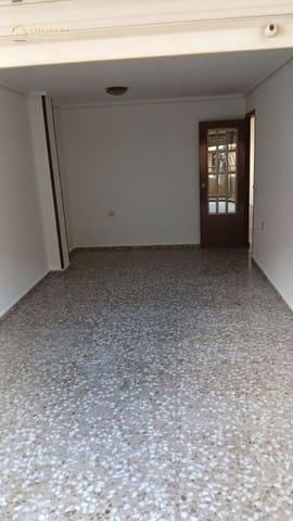 3 bedroom Flat for sale in San Vicente / Sant Vicent del Raspeig - € 180,000 (Ref: 9420653)