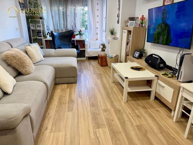 Piso de 4 habitaciones en Alicante / Alacant ciudad en venta - 300.000 € (Ref: 9428760)