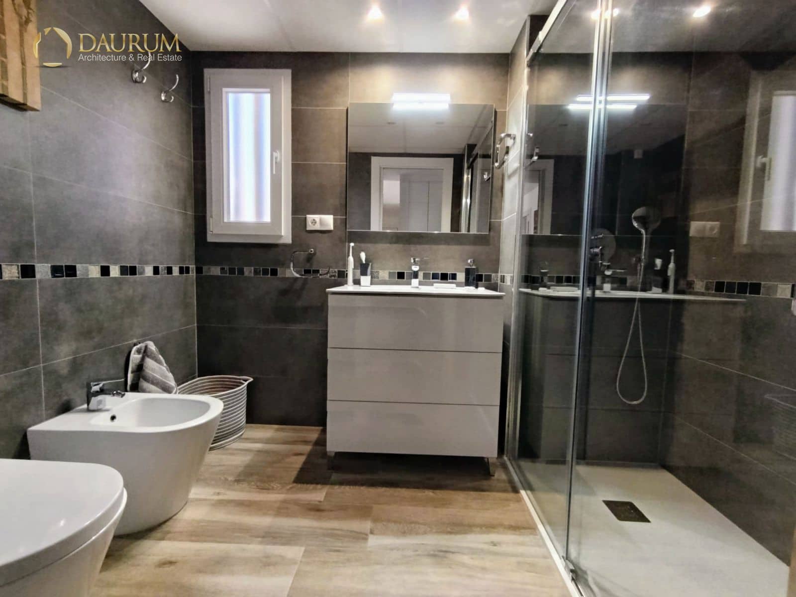 3 soveværelse Lejlighed til salg i Benidorm med swimmingpool garage - € 485.000 (Ref: 9432412)