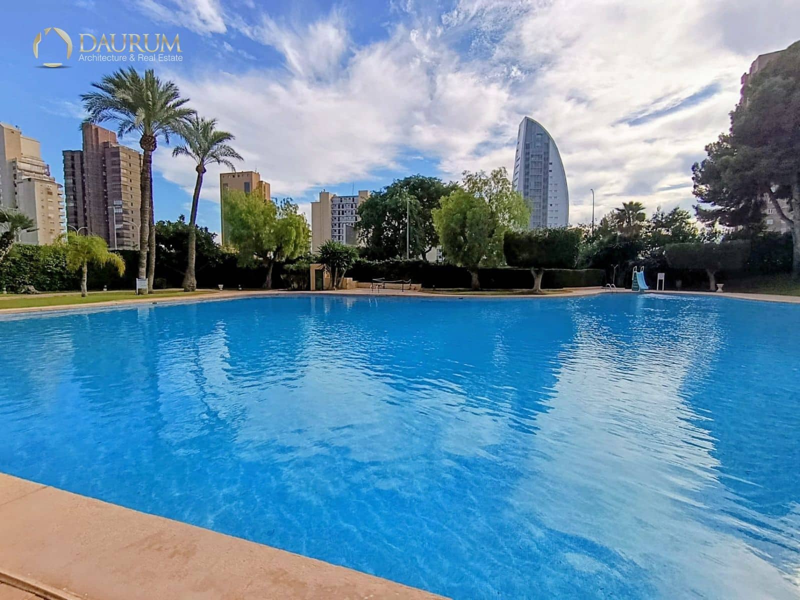 3 soveværelse Lejlighed til salg i Benidorm med swimmingpool garage - € 485.000 (Ref: 9432412)