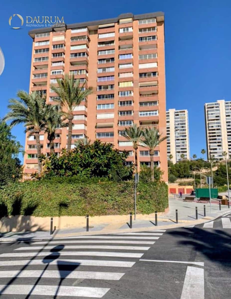 3 soveværelse Lejlighed til salg i Benidorm med swimmingpool garage - € 485.000 (Ref: 9432412)