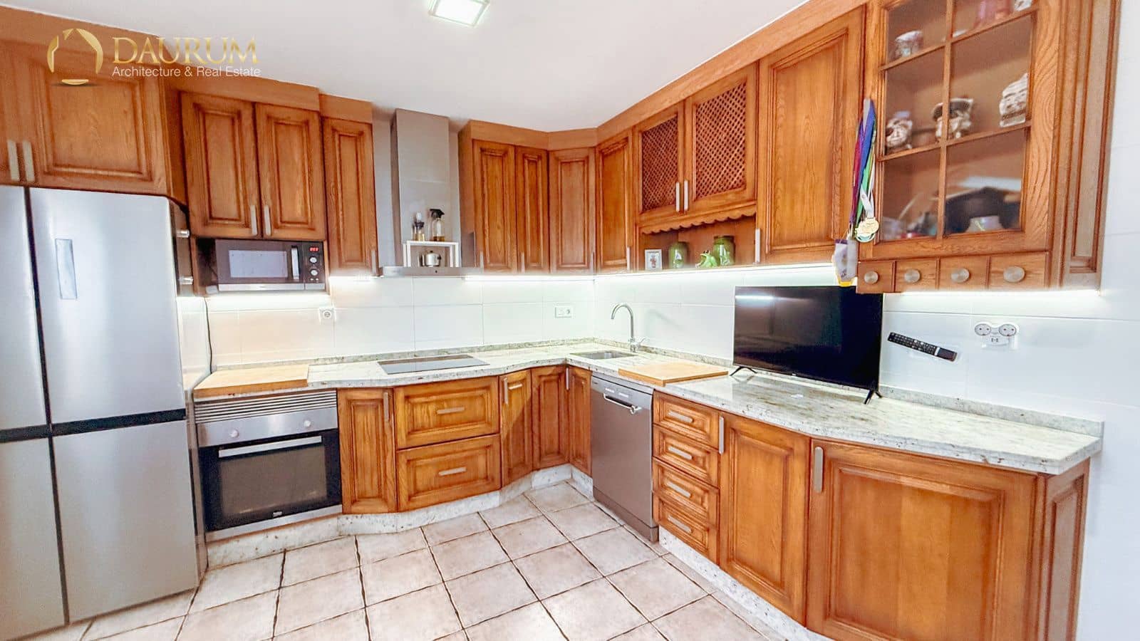 4 quarto Casa em Banda para venda em Muchamiel / Mutxamel com piscina garagem - 360 000 € (Ref: 9436115)