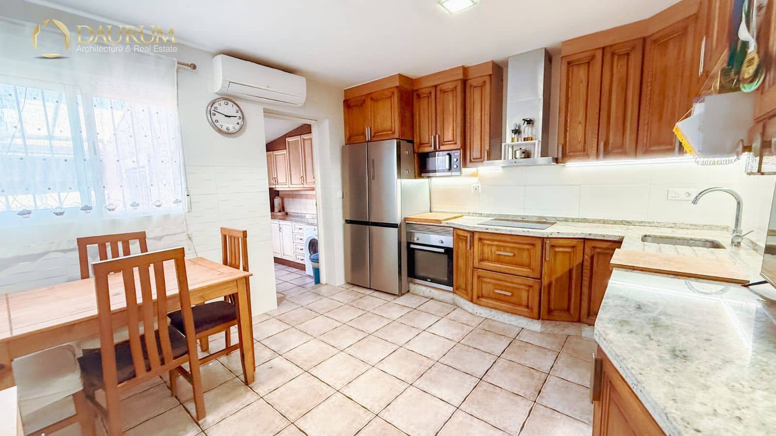 4 quarto Casa em Banda para venda em Muchamiel / Mutxamel com piscina garagem - 360 000 € (Ref: 9436115)