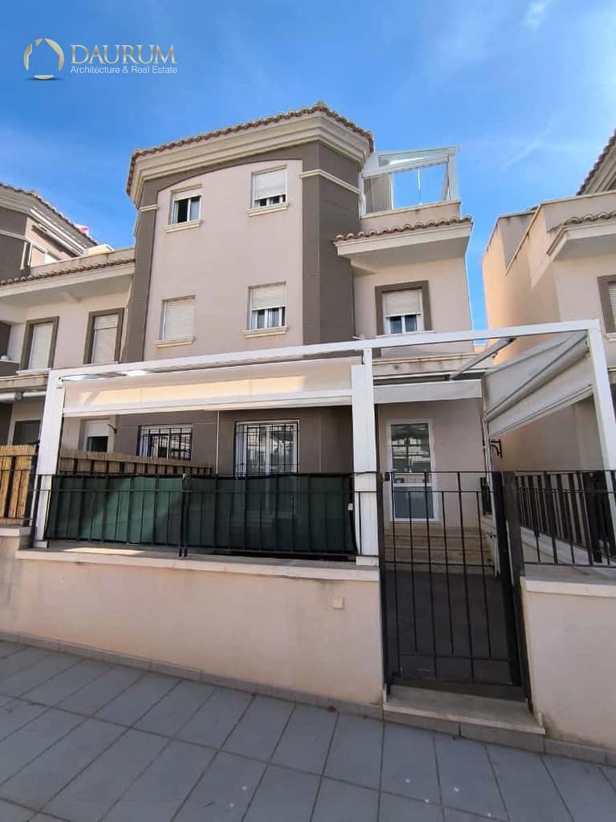 3 sypialnia Willa na sprzedaż w Santa Pola z basenem garażem - 410 000 € (Ref: 9445736)