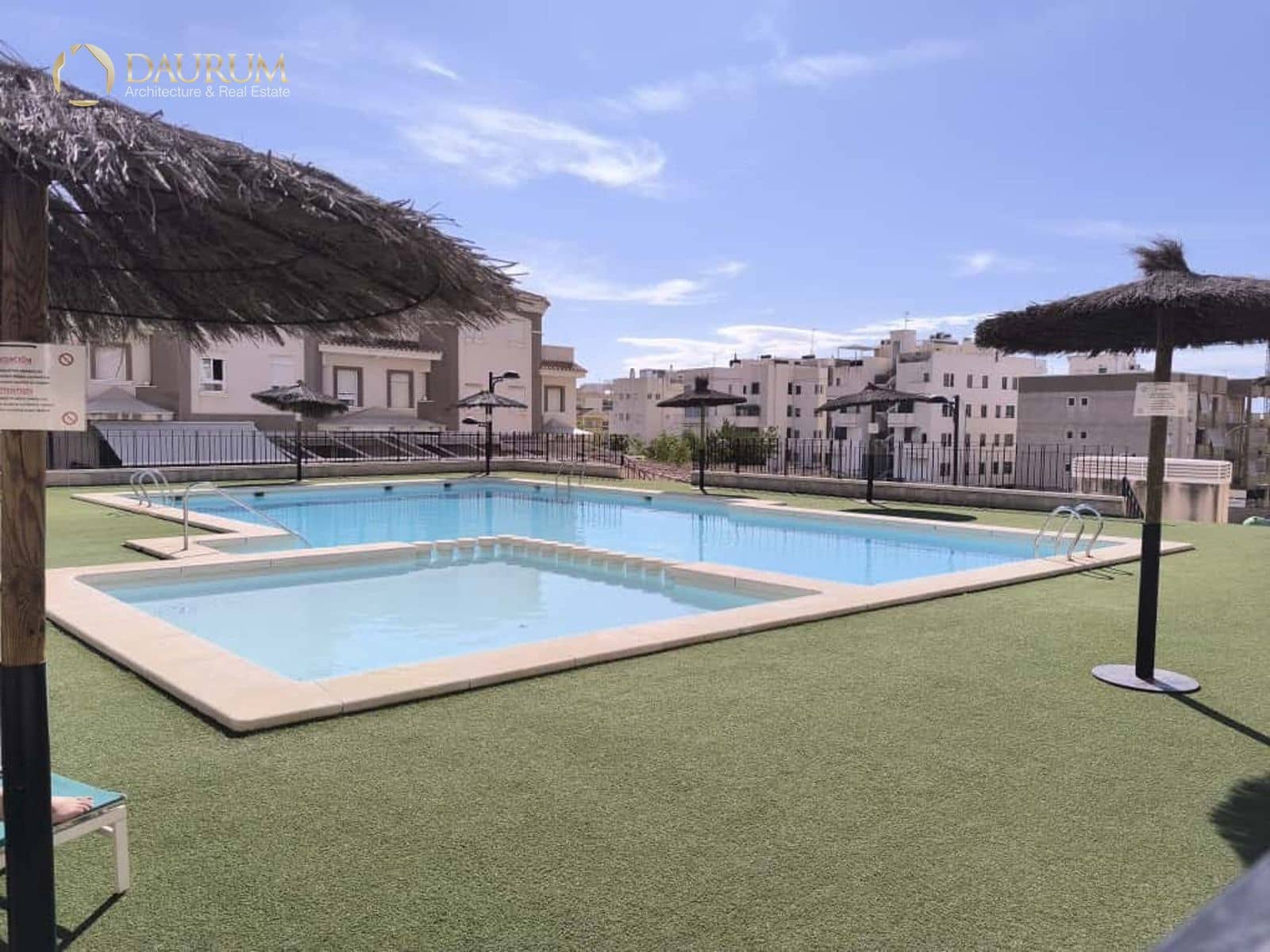 3 sypialnia Willa na sprzedaż w Santa Pola z basenem garażem - 410 000 € (Ref: 9445736)