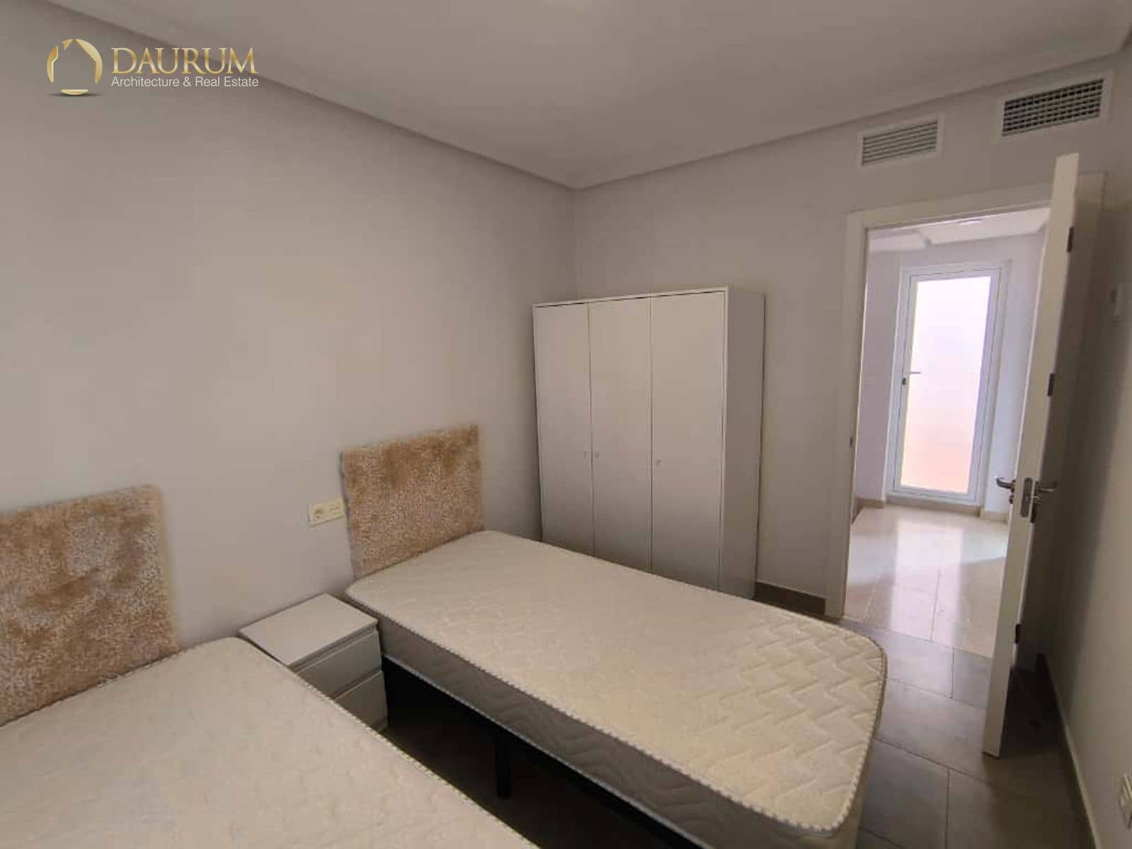 3 sypialnia Willa na sprzedaż w Santa Pola z basenem garażem - 410 000 € (Ref: 9445736)