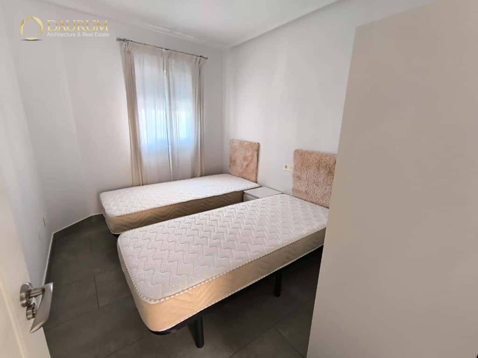 3 sypialnia Willa na sprzedaż w Santa Pola z basenem garażem - 410 000 € (Ref: 9445736)