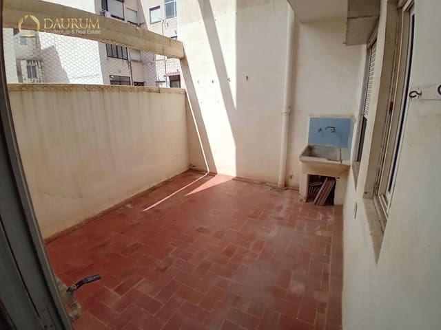 4 quarto Apartamento para venda em Florida Alta, Alicante cidade - 170 000 € (Ref: 9447092)