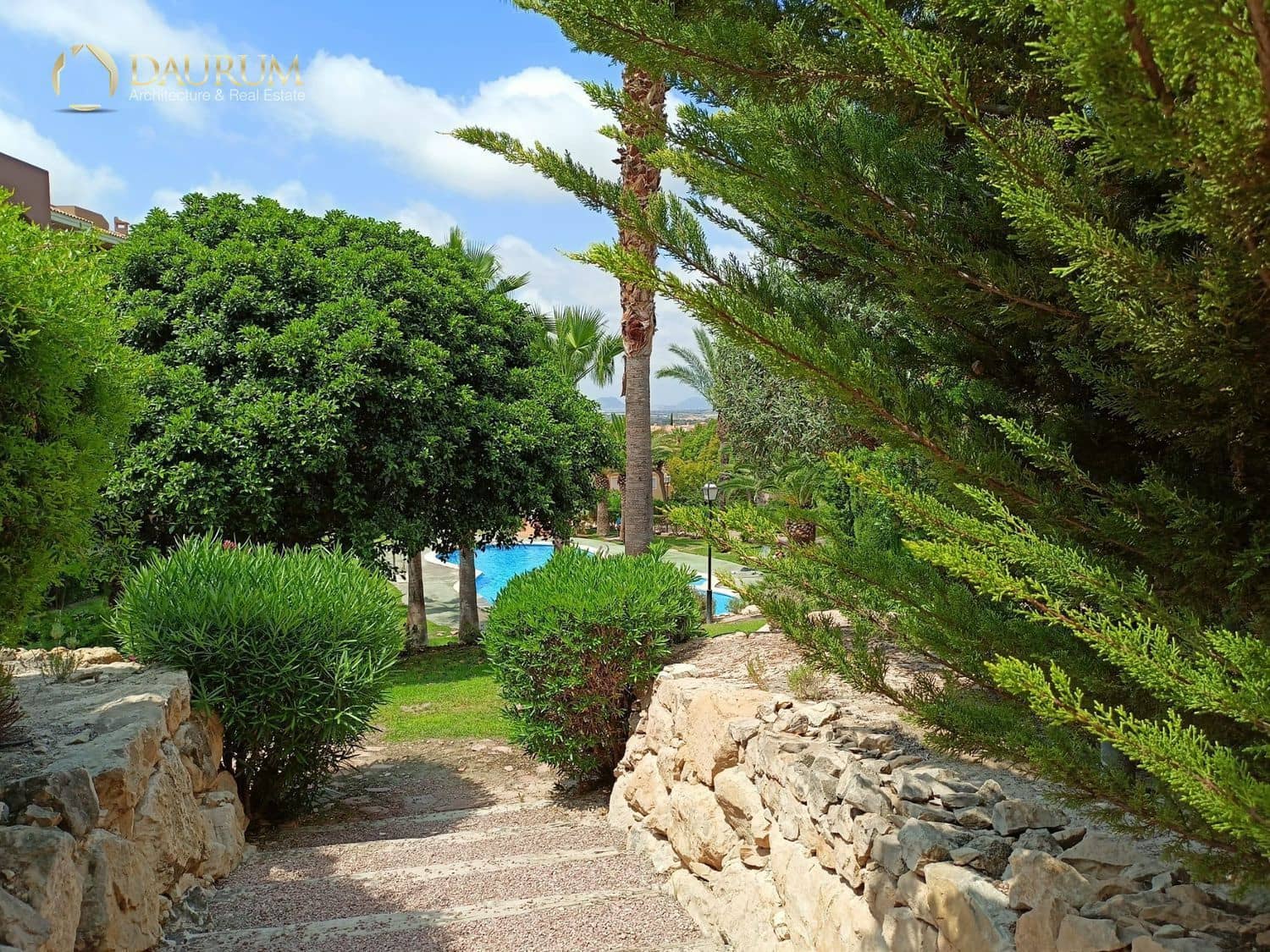 Piso de 2 habitaciones en Muchamiel / Mutxamel en venta con piscina garaje - 165.000 € (Ref: 9449653)