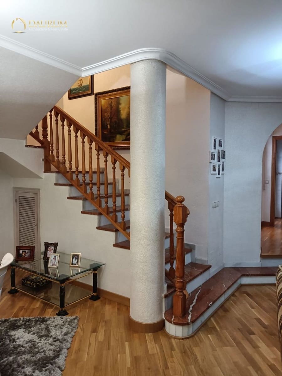 3 soveværelse Villa til salg i San Vicente / Sant Vicent del Raspeig med garage - € 415.000 (Ref: 9450052)