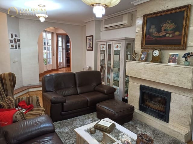 3 soverom Villa til salgs i San Vicente / Sant Vicent del Raspeig med garasje - € 415 000 (Ref: 9450052)