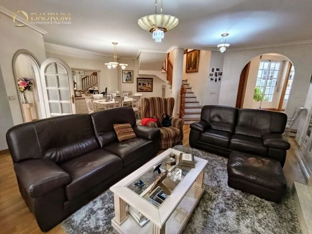 3 soverom Villa til salgs i San Vicente / Sant Vicent del Raspeig med garasje - € 415 000 (Ref: 9450052)