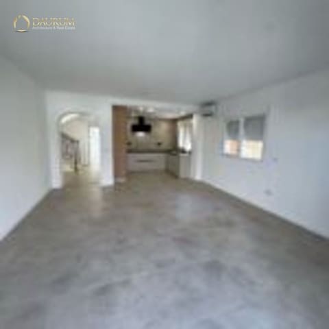 3 sypialnia Willa na sprzedaż w El Campello z garażem - 550 000 € (Ref: 9451481)