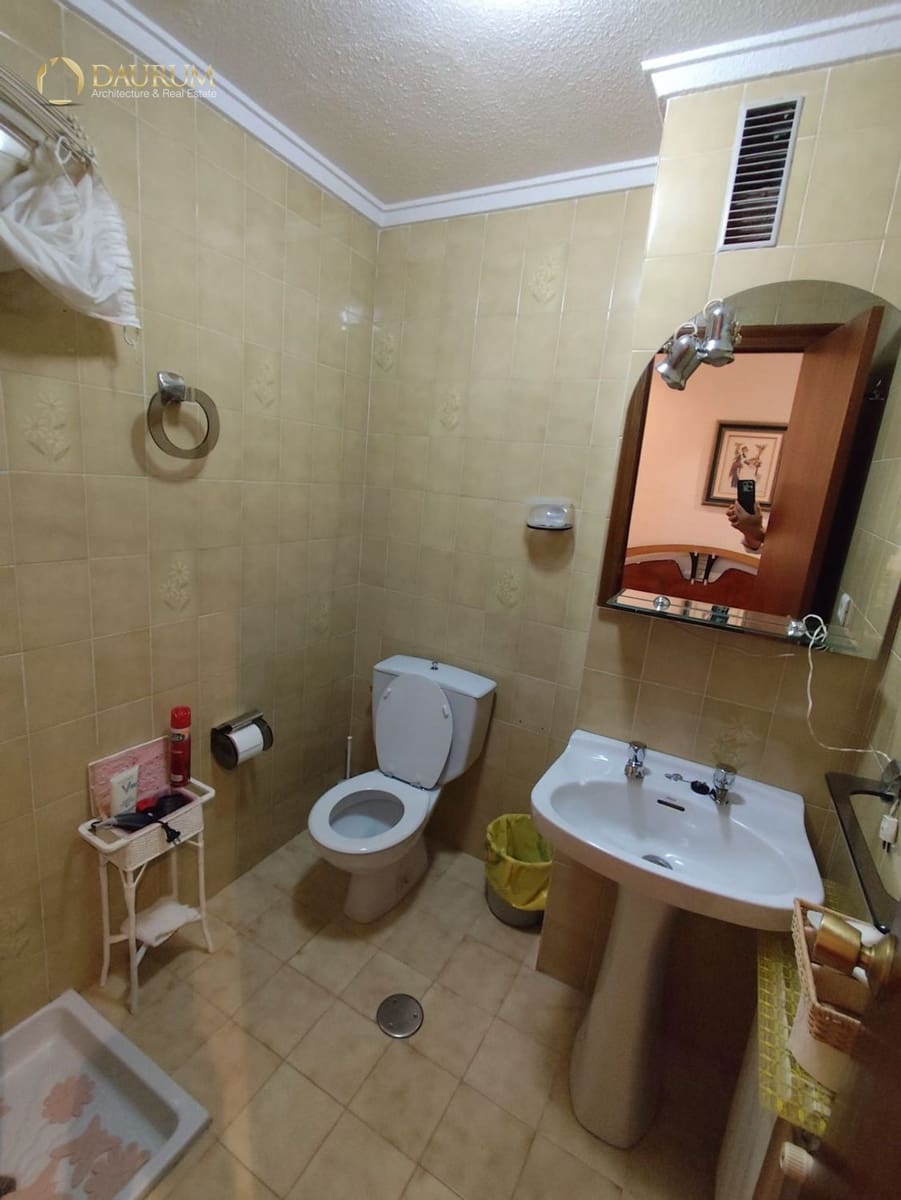 4 makuuhuone Asunto myytävänä paikassa Elche / Elx - 139 900 € (Ref: 9453608)