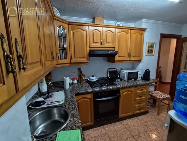 4 makuuhuone Asunto myytävänä paikassa Elche / Elx - 139 900 € (Ref: 9453608)