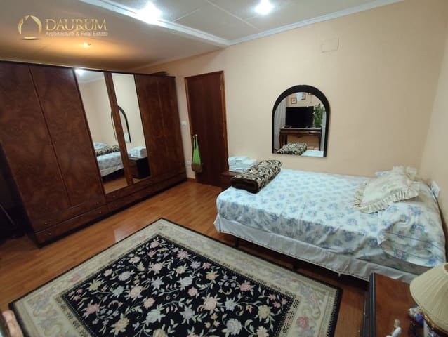 4 makuuhuone Asunto myytävänä paikassa Elche / Elx - 139 900 € (Ref: 9453608)