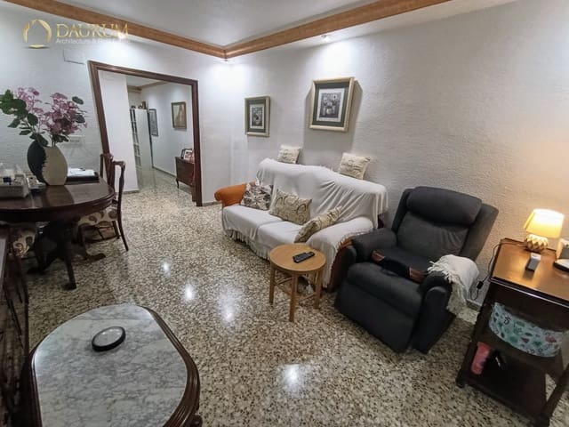 3 makuuhuone Asunto myytävänä paikassa Elche / Elx - 135 000 € (Ref: 9459653)