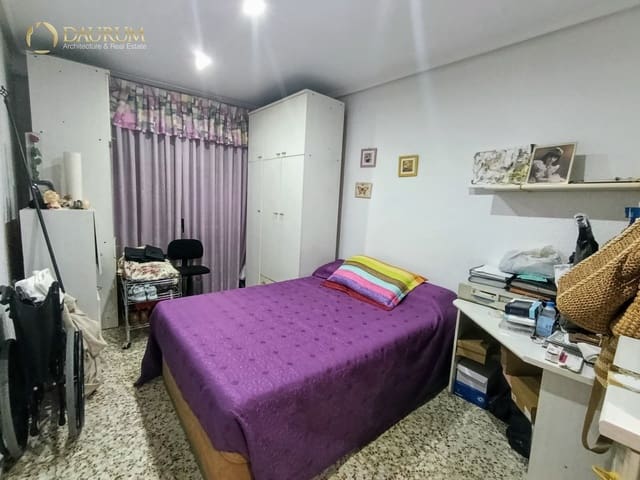 3 makuuhuone Asunto myytävänä paikassa Elche / Elx - 135 000 € (Ref: 9459653)