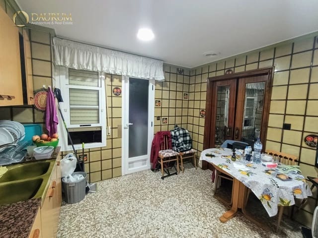 3 makuuhuone Asunto myytävänä paikassa Elche / Elx - 135 000 € (Ref: 9459653)