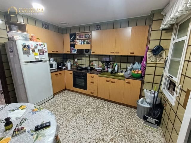 3 makuuhuone Asunto myytävänä paikassa Elche / Elx - 135 000 € (Ref: 9459653)