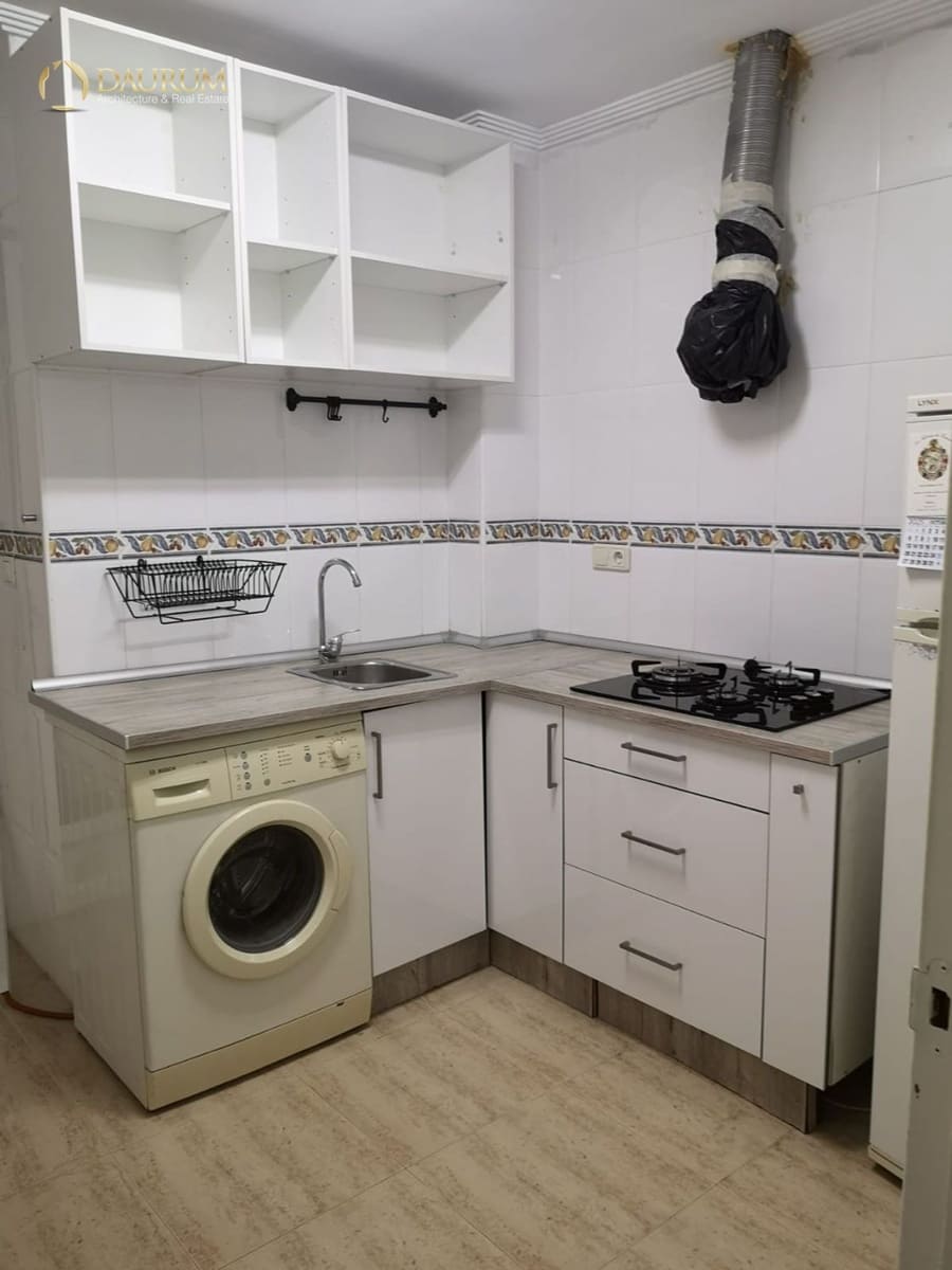 2 makuuhuone Asunto myytävänä paikassa El Altet - 138 000 € (Ref: 9460587)