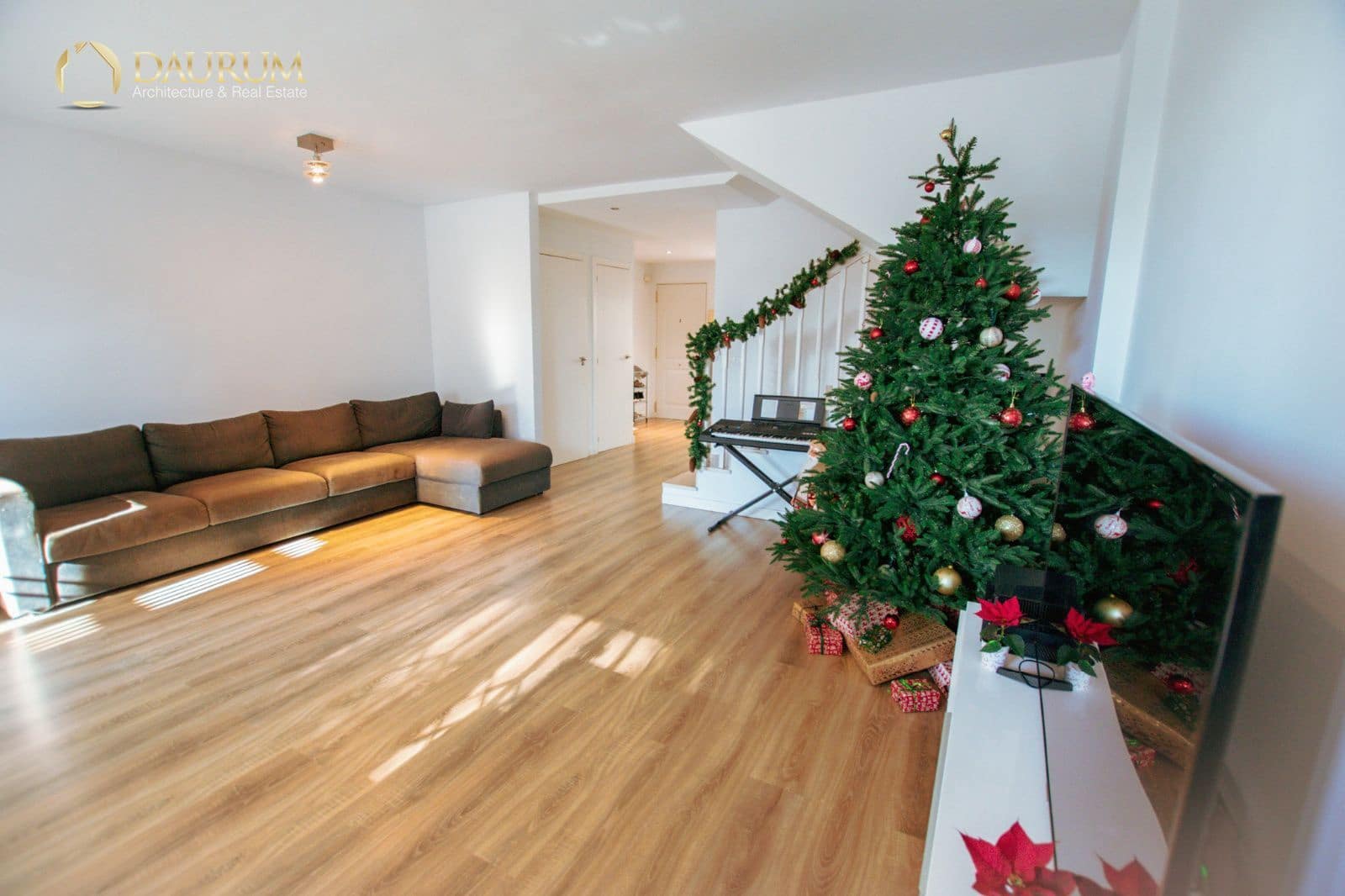 4 slaapkamer Huis te koop in Cabo de las Huertas met zwembad garage - € 515.000 (Ref: 9469796)