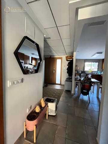 4 quarto Casa em Banda para venda em Polop com garagem - 365 000 € (Ref: 9469961)