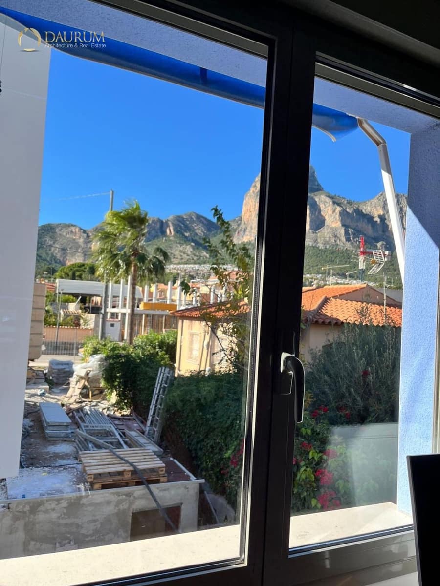 4 quarto Casa em Banda para venda em Polop com garagem - 365 000 € (Ref: 9469961)