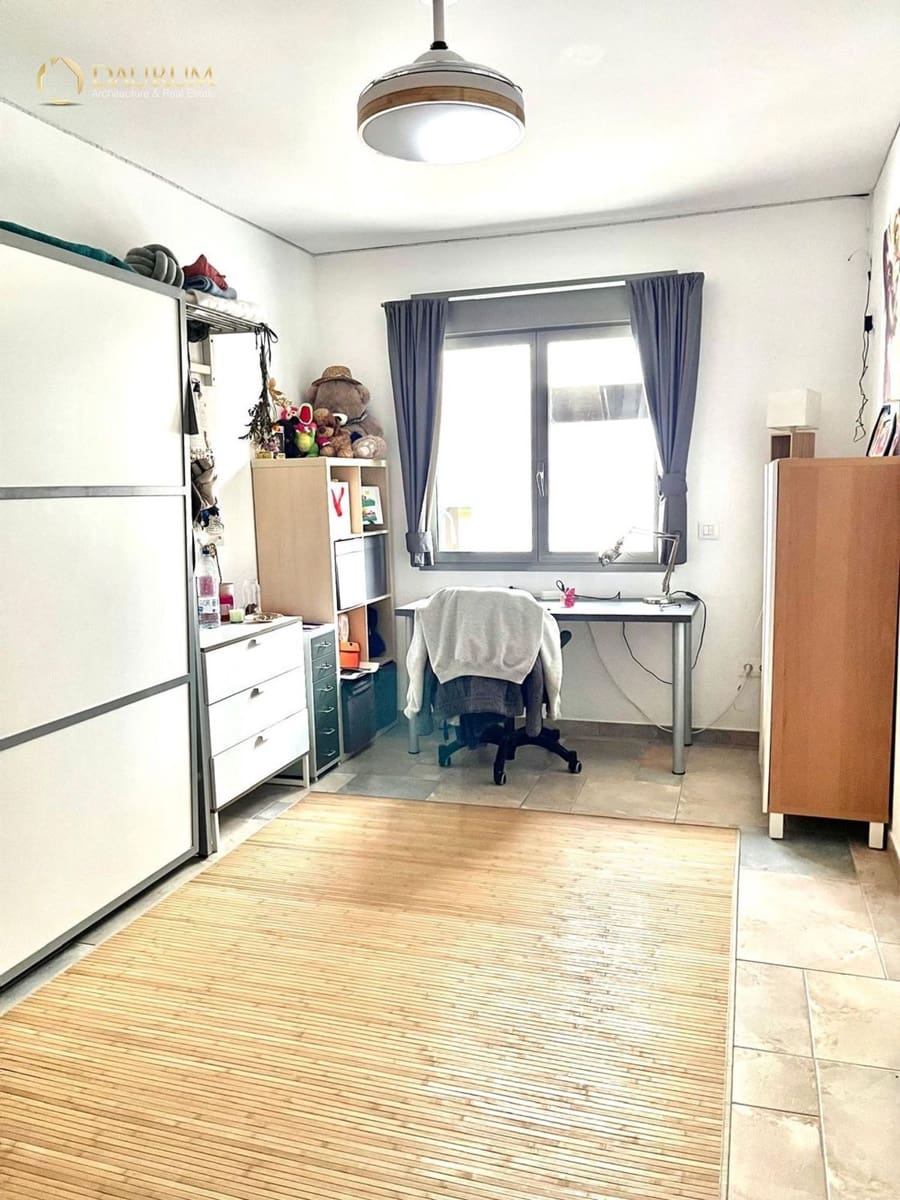 4 quarto Casa em Banda para venda em Polop com garagem - 365 000 € (Ref: 9469961)