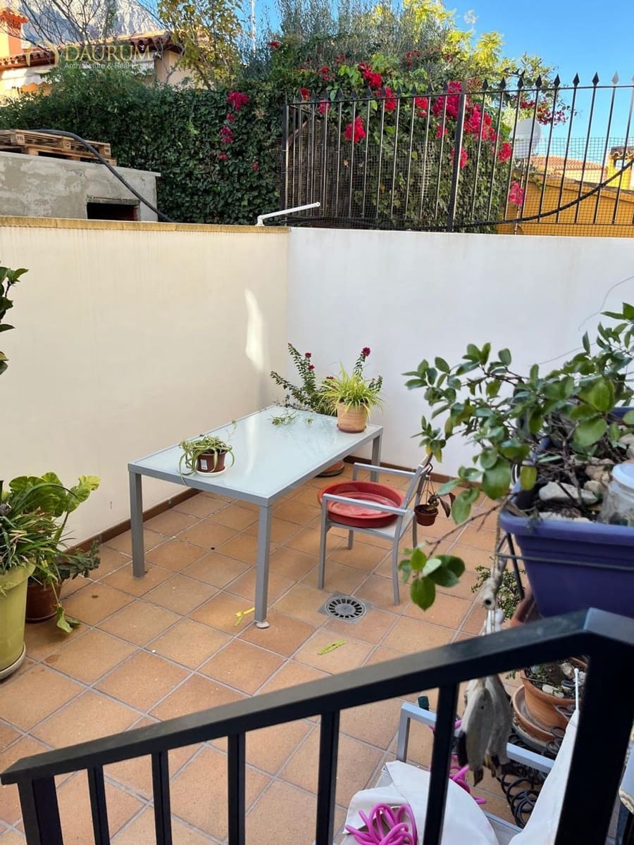 4 quarto Casa em Banda para venda em Polop com garagem - 365 000 € (Ref: 9469961)