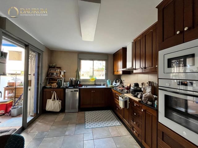 4 quarto Casa em Banda para venda em Polop com garagem - 365 000 € (Ref: 9469961)