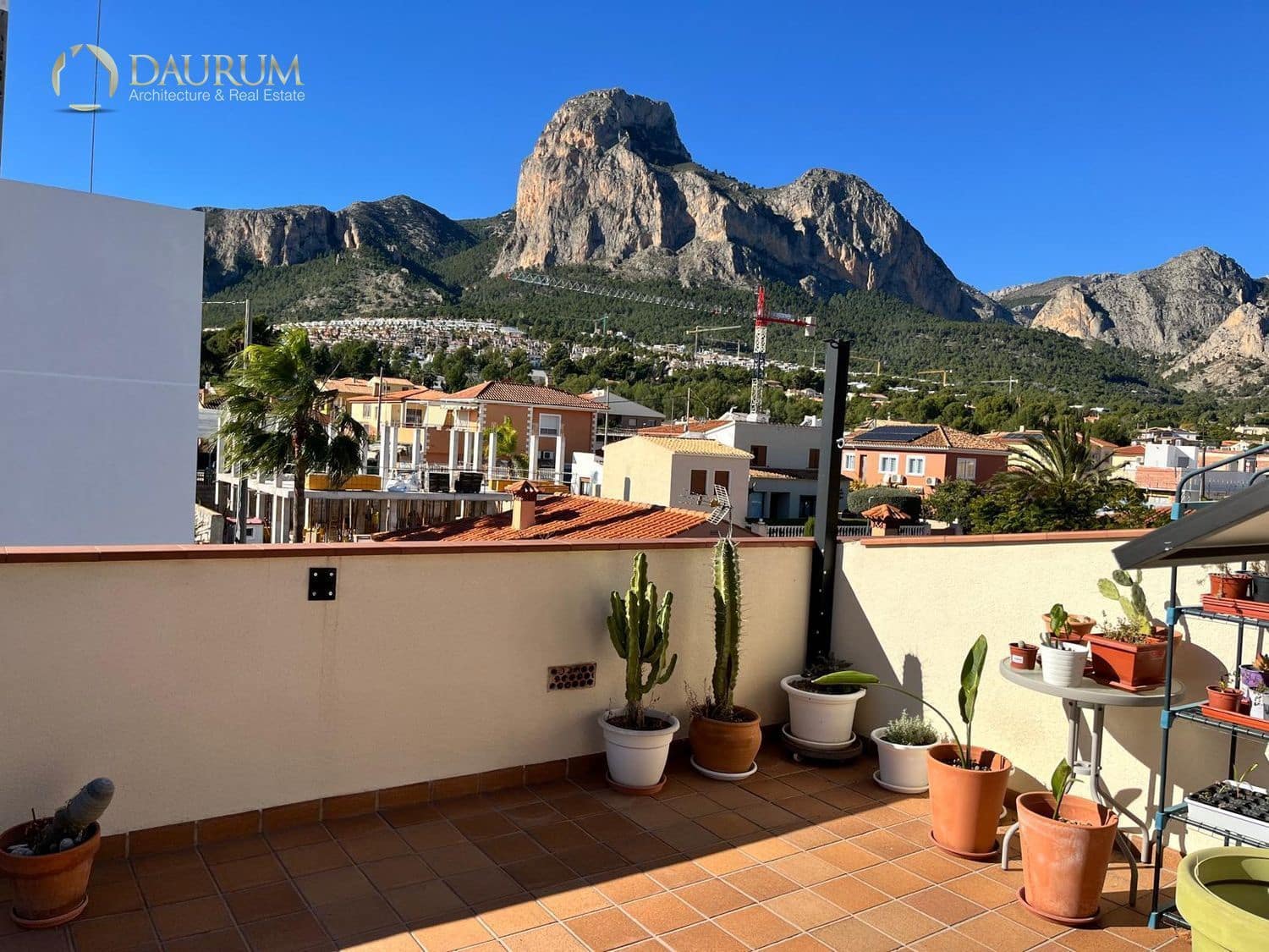 4 quarto Casa em Banda para venda em Polop com garagem - 365 000 € (Ref: 9469961)