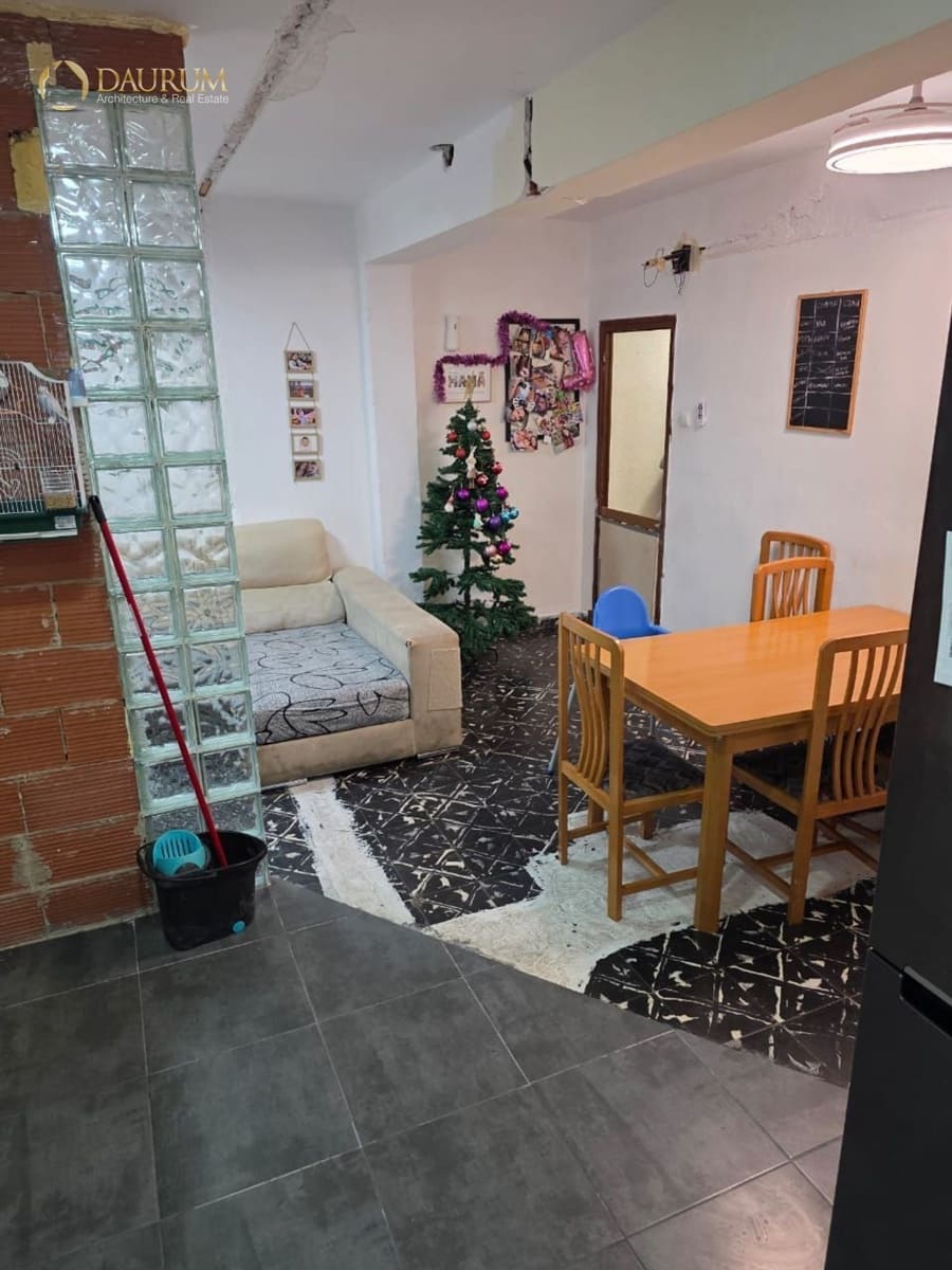 4 soverom Leilighet til salgs i Alicante by - € 139 000 (Ref: 9473444)