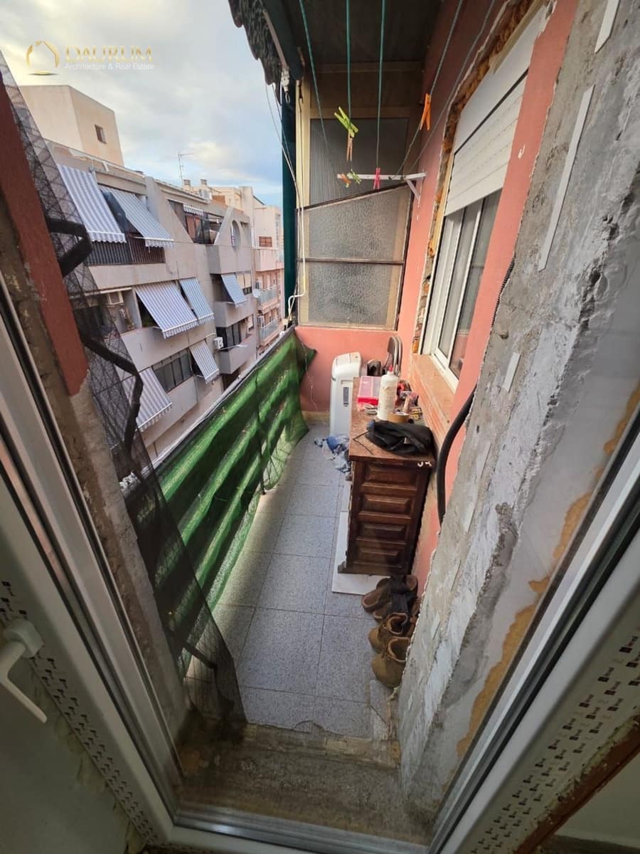 4 soverom Leilighet til salgs i Alicante by - € 139 000 (Ref: 9473444)