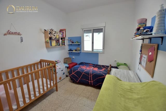 4 makuuhuone Asunto myytävänä paikassa Alicante kaupunki - 139 000 € (Ref: 9473444)