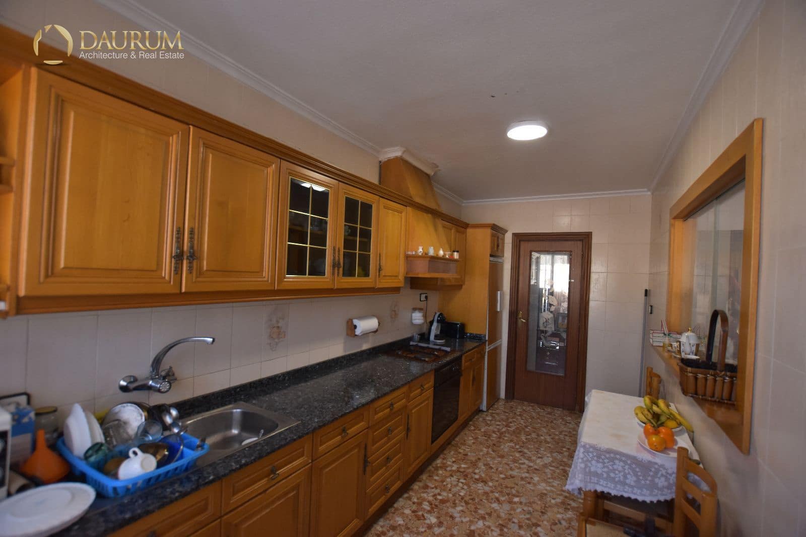 4 Zimmer Villa zu verkaufen in Elda mit Garage - 198.000 € (Ref: 9474557)