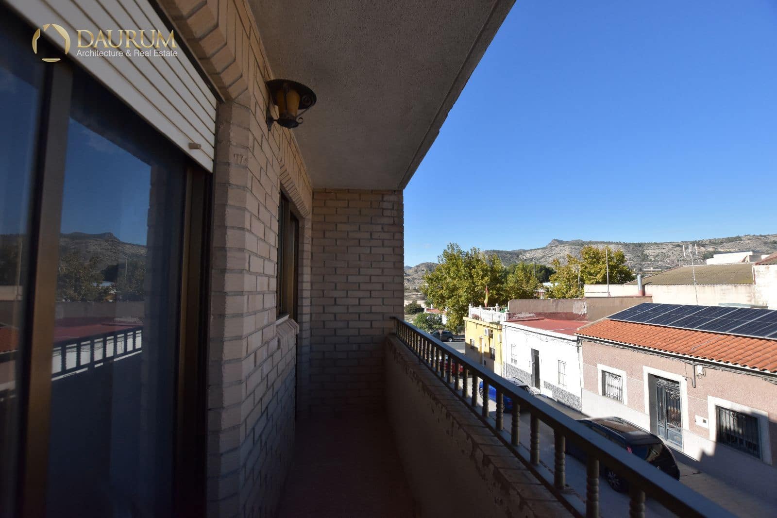 4 Zimmer Villa zu verkaufen in Elda mit Garage - 198.000 € (Ref: 9474557)