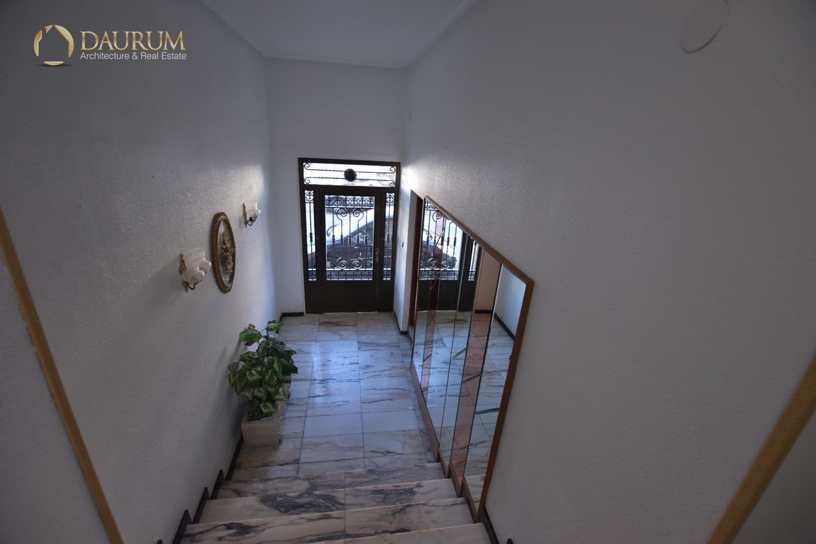 4 Zimmer Villa zu verkaufen in Elda mit Garage - 198.000 € (Ref: 9474557)